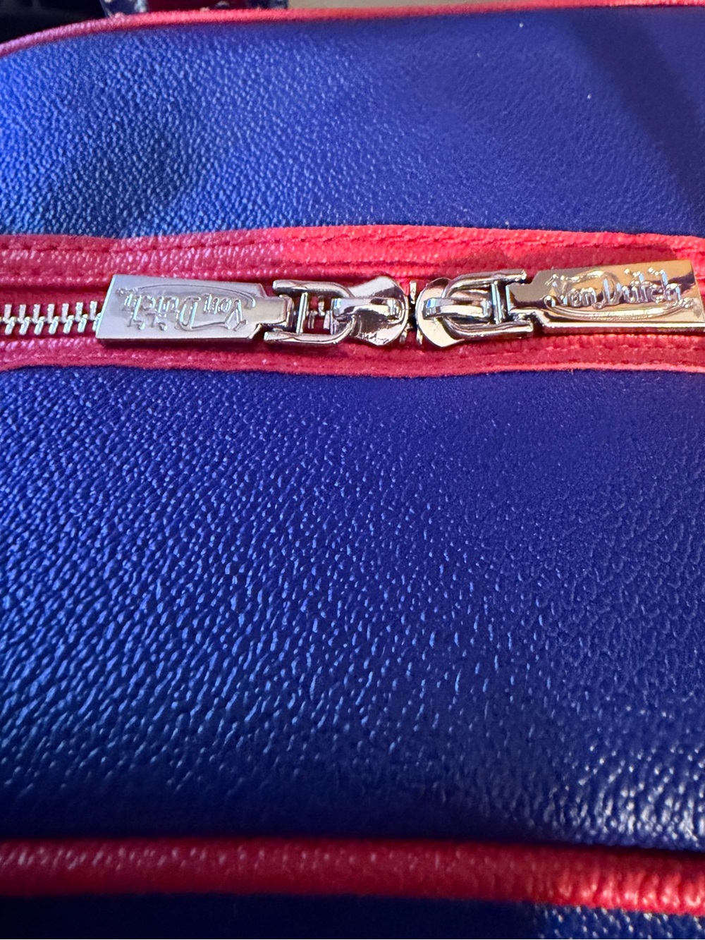 Von Dutch Originals NWT Weekender Red & Blue & Crystal Buckle Duffle Bag (P226) - Picture 8 of 13